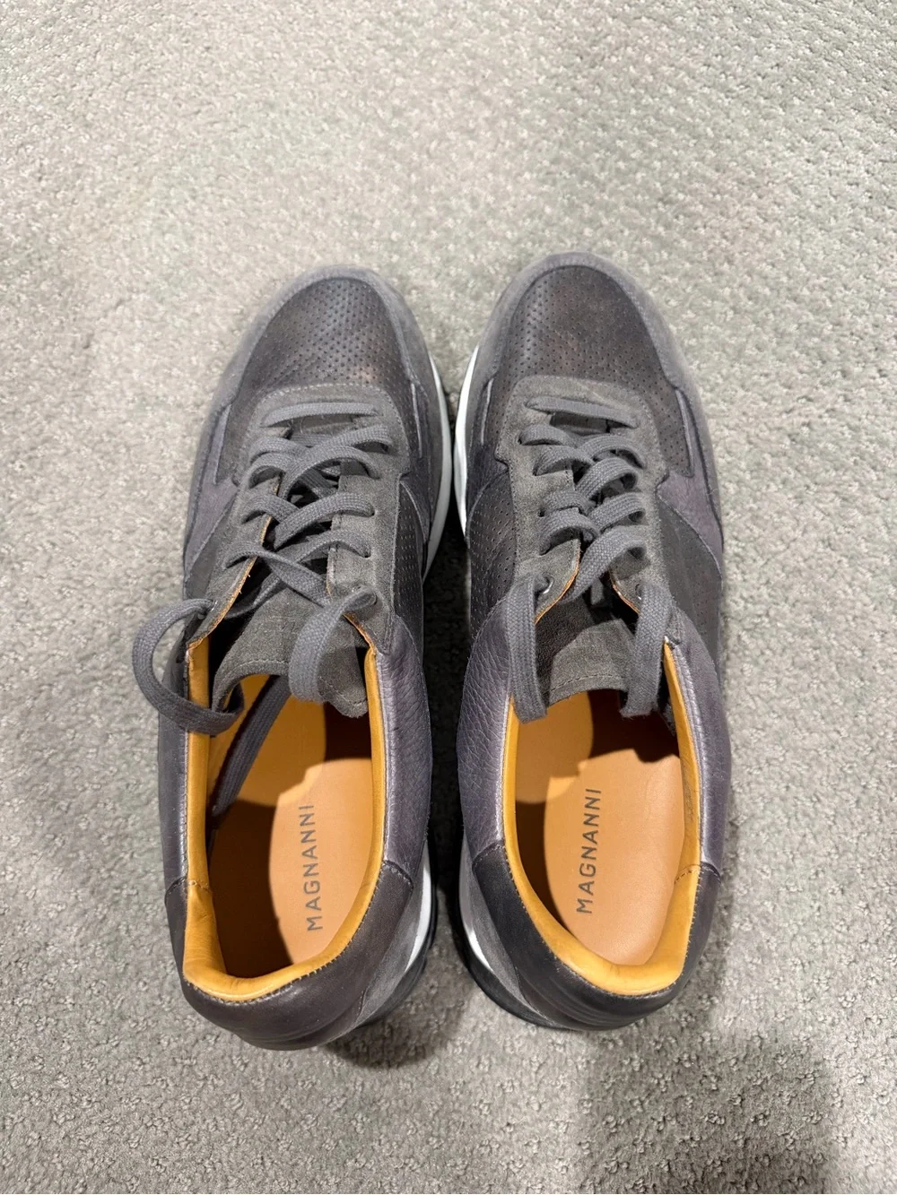 Magnanni Men's Fado Charcoal Suede Low-Top Sneakers SIZE 11